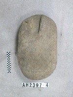 藏品(有槽單石)的圖片